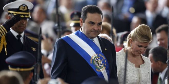 Condenan expresidente salvadoreño Antonio Saca a 10 años cárcel