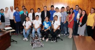 Hondureños ganan segundo lugar en olimpiadas de robótica en México