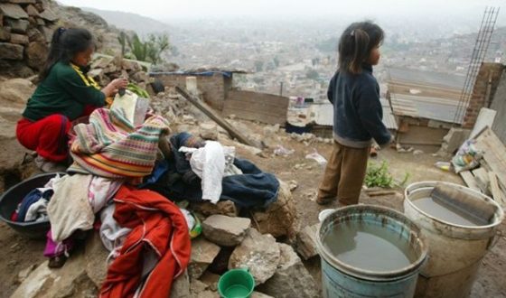 Más de medio millón de hondureños caerán en pobreza este año, según economista