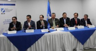 BCIE presta Panamá US$ 450 millones para mejorar red vial 