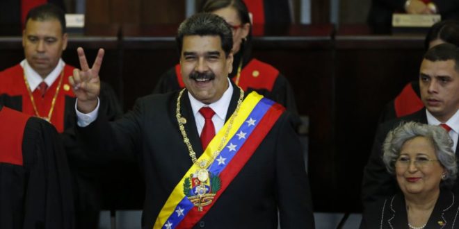 Nicolás Maduro jura su segundo período
