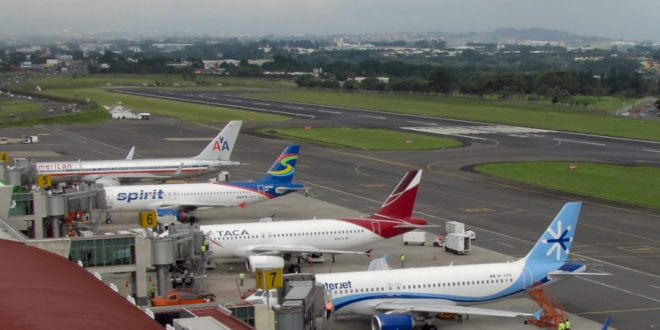 Gobierno creará empresa para administrar 3 aeropuertos de Honduras