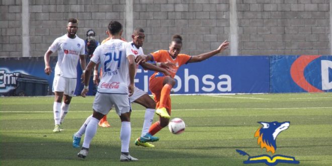 Olimpia le ganó 3-1 a Lobos UPNFM