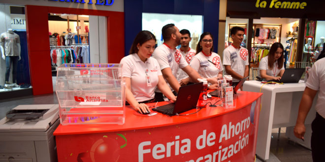 Banco Atlántida realizó Feria de Ahorro y Bancarización Digital en SPS