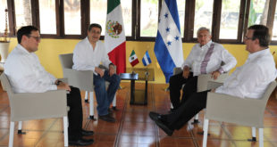 Presidentes de México y Honduras abordan revisión de TLC