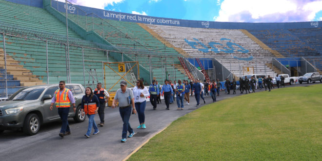 Inspeccionan Estadio Nacional previo a desfile patrio