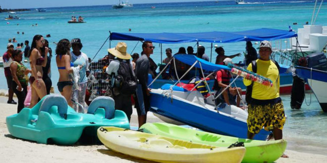 Turistas salvadoreños dejan más de $ 4,5 millones en Honduras