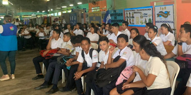 Estudiantes de La Ceiba reciben formación en prevención de embarazos