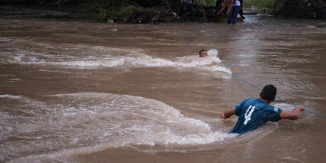 Declaran alerta verde en Valle por desbordamiento de río Goascorán