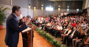 Presidente Hernández sanciona Ley de Alivio a la Deuda