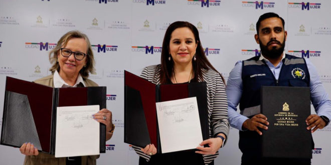 Cinco organizaciones firman convenios para fortalecimiento de Ciudad Mujer