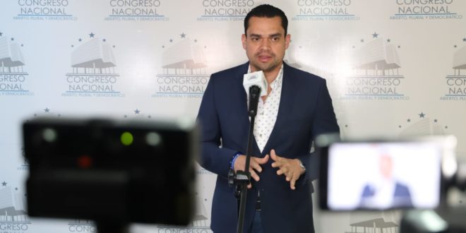Tomás Zambrano: Los diputados de Libre se oponen a todo lo que beneficia al pueblo hondureño