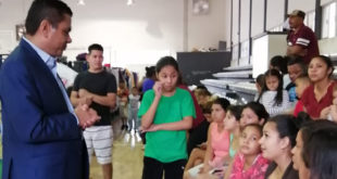 Embajada de Honduras en México entrega ayuda a migrantes