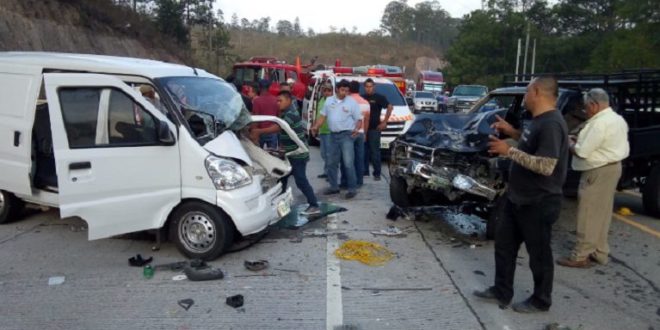 Cinco hondureños mueren al día en accidentes de tránsito