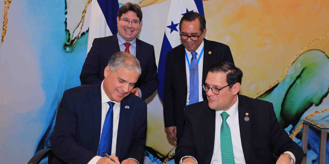 Honduras e Israel firman acuerdos en diplomacia, agricultura, salud y educación
