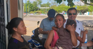 Niña desaparecida en caravana se reencuentra con su madre en México
