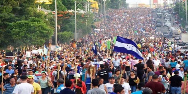 Olban Valladares: Las “antorchas” podrían volver a las calles