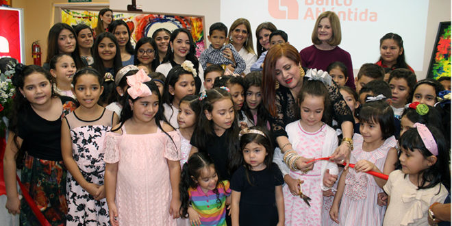 Estudio de Arte Carolina Carías y Banco Atlántida inauguran galería en Hospital María