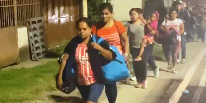 Nueva caravana migrante abandona Honduras hacia EE.UU