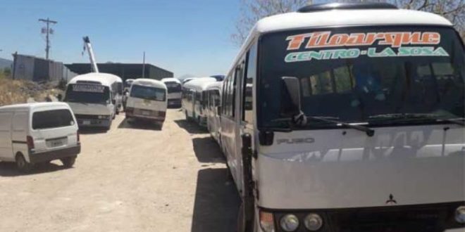 Transportistas paralizan unidades por cobro de extorsión en Tegucigalpa
