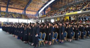 UNAH graduó a más de 900 profesionales en la primera ceremonia del 2020