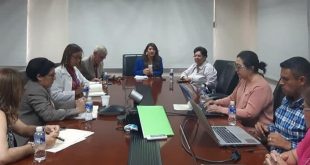 Titular de la Secretaría de Salud sostiene reunión con Junta Interventora del IHSS