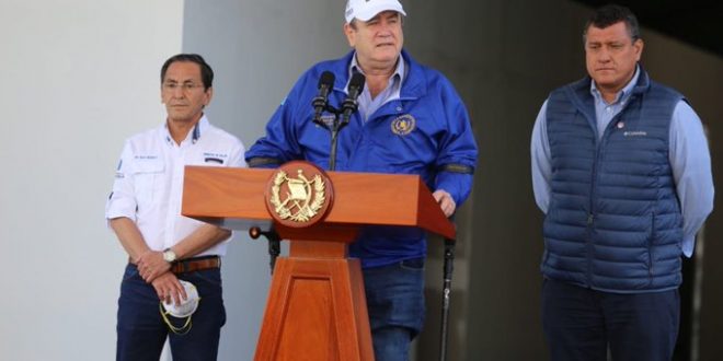 Guatemala anuncia toque queda y suma 16 casos de COVID-19