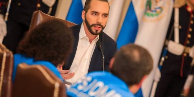 El Salvador pide sus ciudadanos en el exterior reprogramar retorno por COVID-19