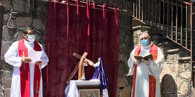 Hondureños celebran un atípico Viernes Santo por el COVID-19