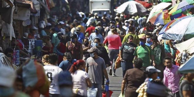 César Chirinos: No se está pensando en retornar a las medidas de confinamiento