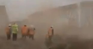 (VÍDEO): Tormenta Hanna derriba parte del muro fronterizo en Texas