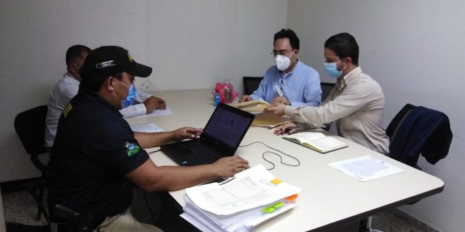 Administrador de Invest-H declara ante el MP por compra venta de mascarillas