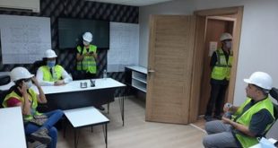 Comitiva de Invest-H inspecciona construcción de hospitales móviles en Turquía