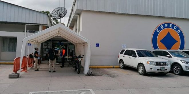 ATIC secuestra documentos en Copeco por compra de hospital mvóil