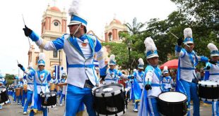 Educación analiza autorizar desfiles en regiones con cero COVID-19 en Honduras