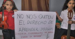 Padres y alumnos dicen “NO” al cierre de la Escuela de Niños para la Música