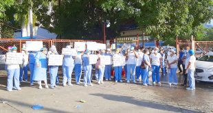 Personal de enfermería del Leonardo Martínez denuncian impuntualidad de pago