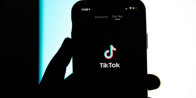 Caso de niña deja al descubierto presunta red de pedofilia en TikTok