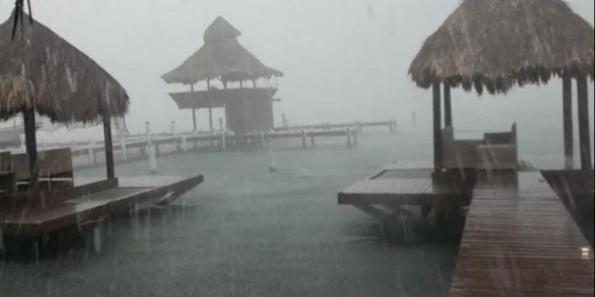 Lluvias por 72 horas más esperaría Honduras tras paso de “Nana”