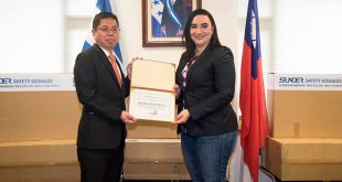 Empresa taiwanesa dona 2 mil lentes de bioseguridad a Honduras