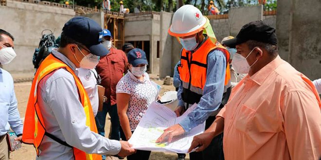 Presidente Hernández supervisa avances del proyecto de remodelación del CEDA