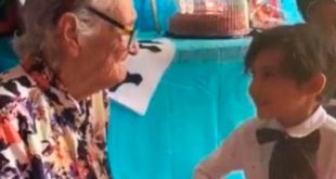 (VIDEO): Niño le canta a su bisabuela “Recuérdame” de “Coco” y enternece