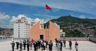 Taiwán iza su bandera en Tegucigalpa en ocasión a su 109 aniversario