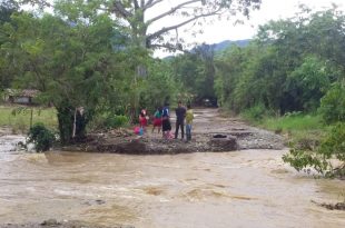 Siete miembros de una familia son rescatados en Copán