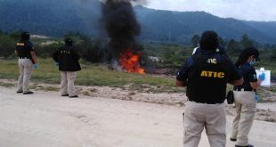 Ministerio Público de Honduras incinera 348 paquetes de cocaína