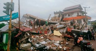 Terremoto en Indonesia dejó al menos 42 muertos y más de 800 heridos
