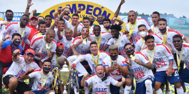 ¡Olimpia celebra su título número 32 del fútbol hondureño!