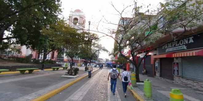 Cierran indefinidamente parque central de San Pedro Sula para evitar aglomeraciones