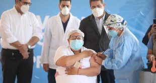 BCIE y Honduras firman contrato para comprar 2.8 millones de vacunas