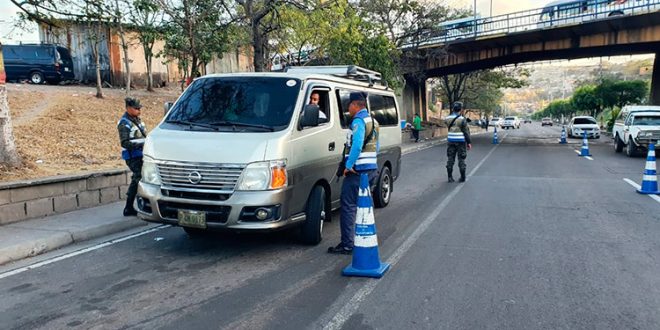 Más de 600 unidades de transporte operan de manera ilegal